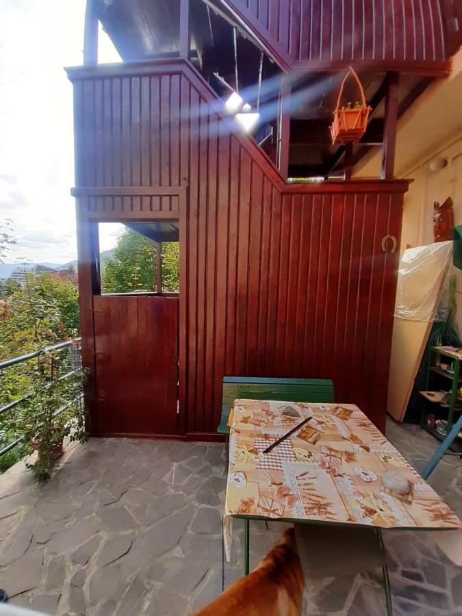 Ferienwohnung Rustic Regal Sinaia Exterior foto